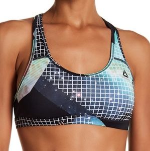 💋💋NWT Reebok Sports Bra💋💋